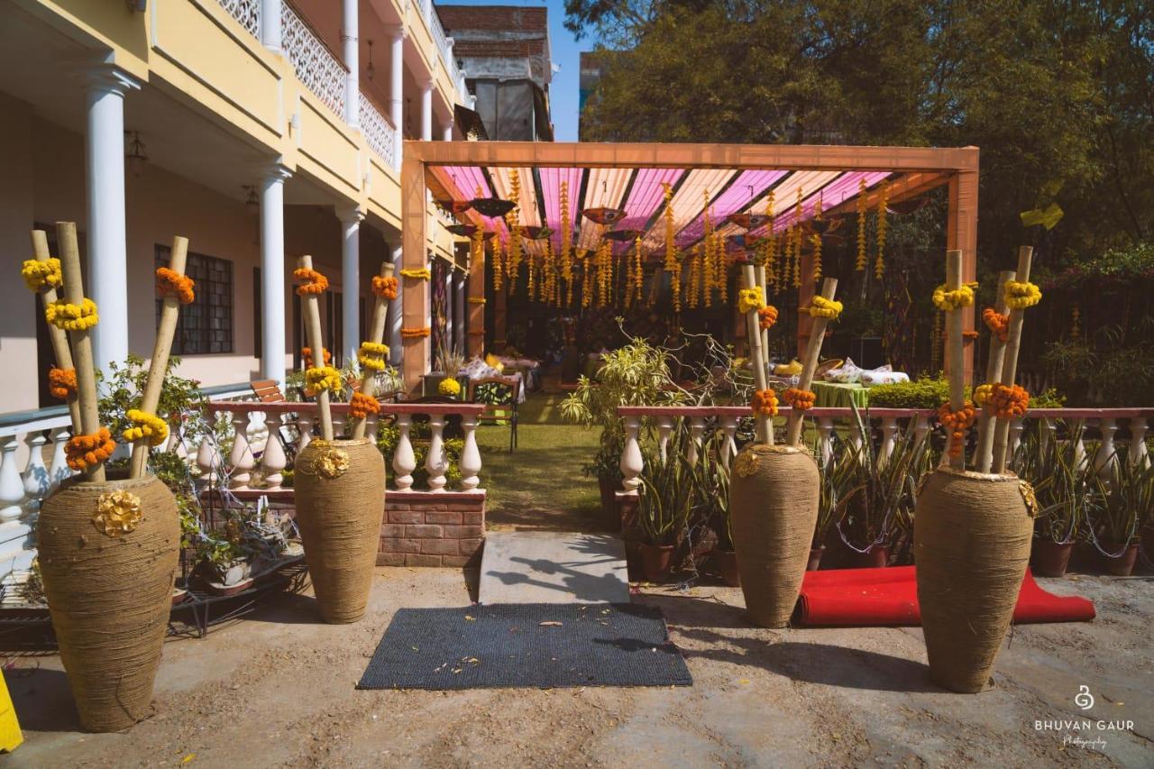 Hotel Jai Niwas Джайпур Екстериор снимка