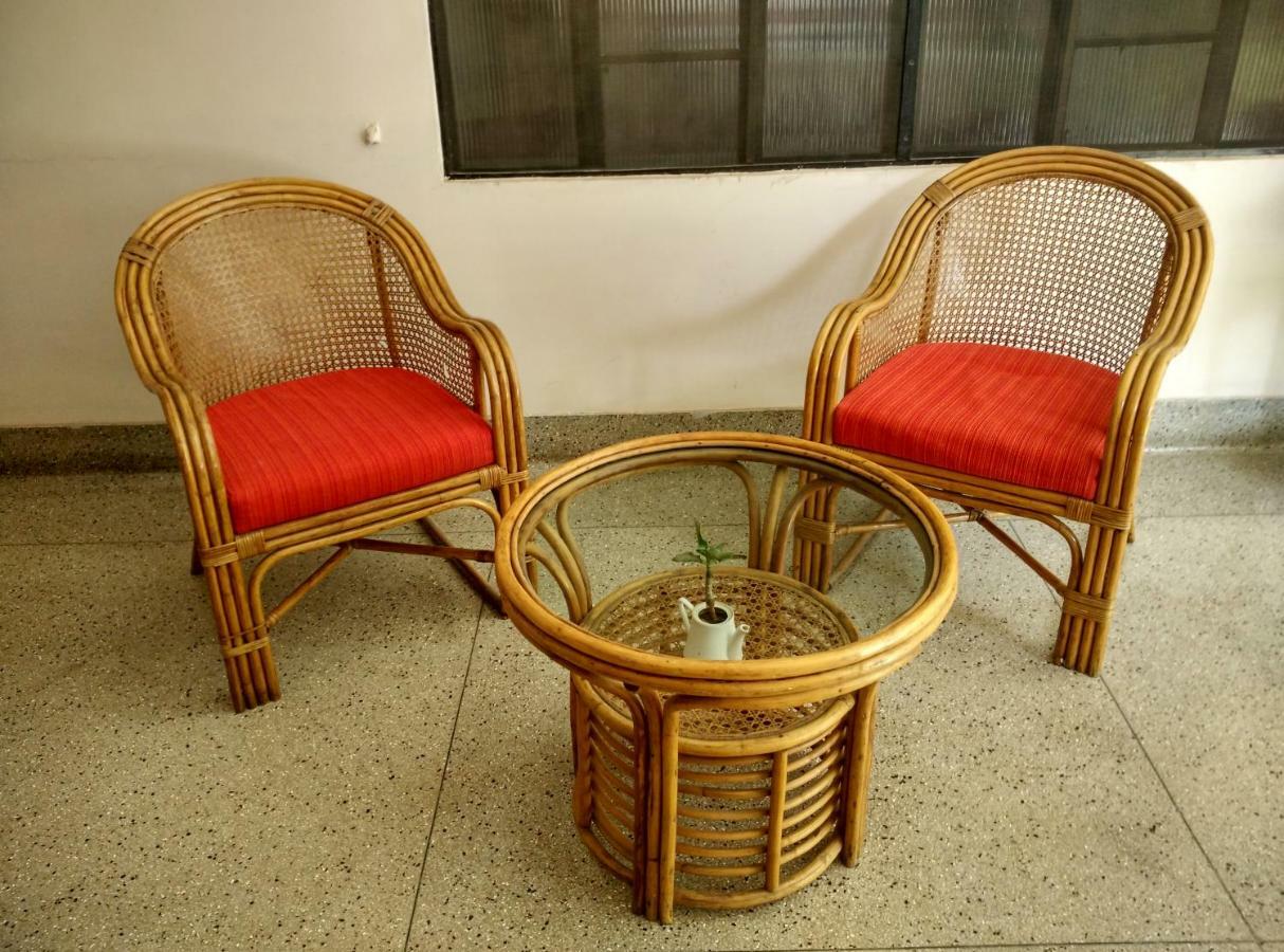 Hotel Jai Niwas Джайпур Екстериор снимка